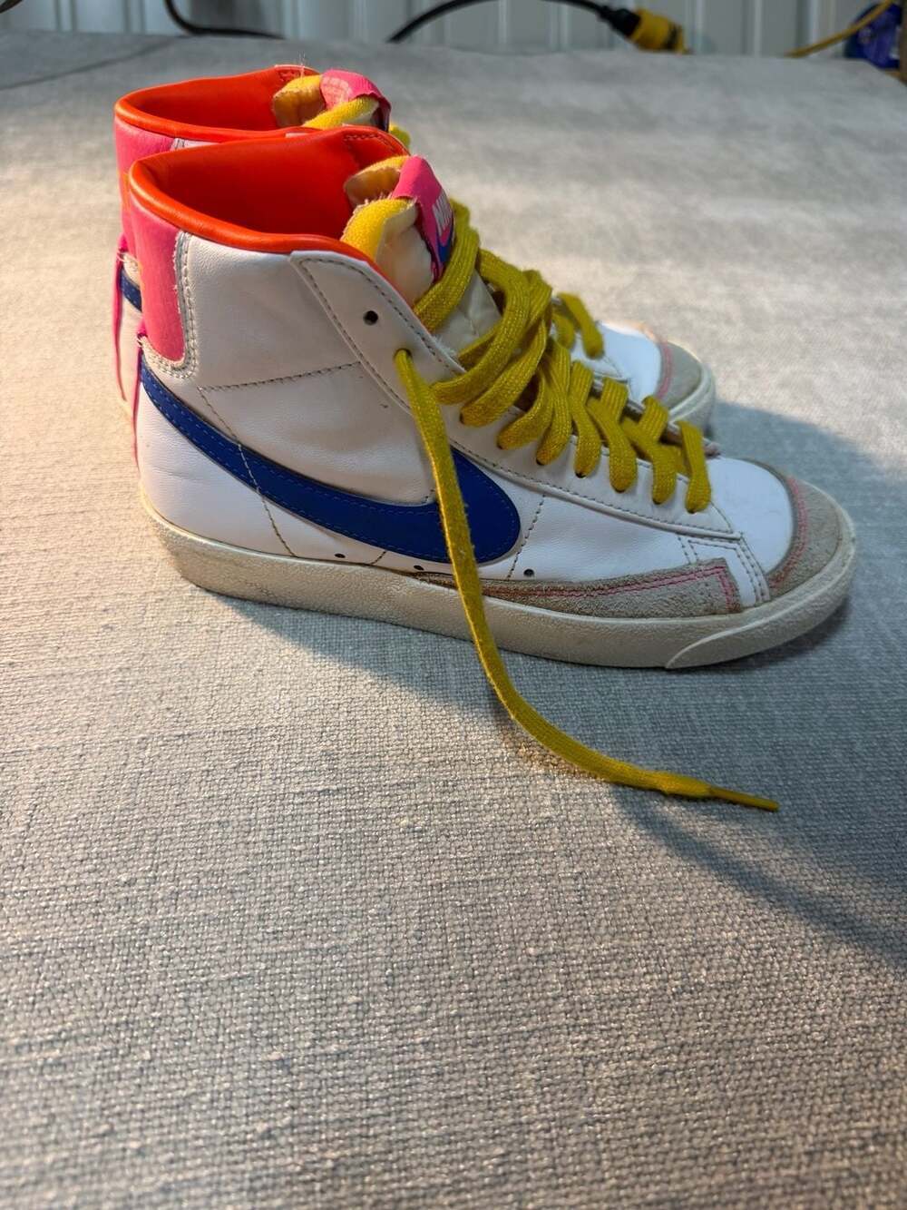 Nike - Picture 3 of 6